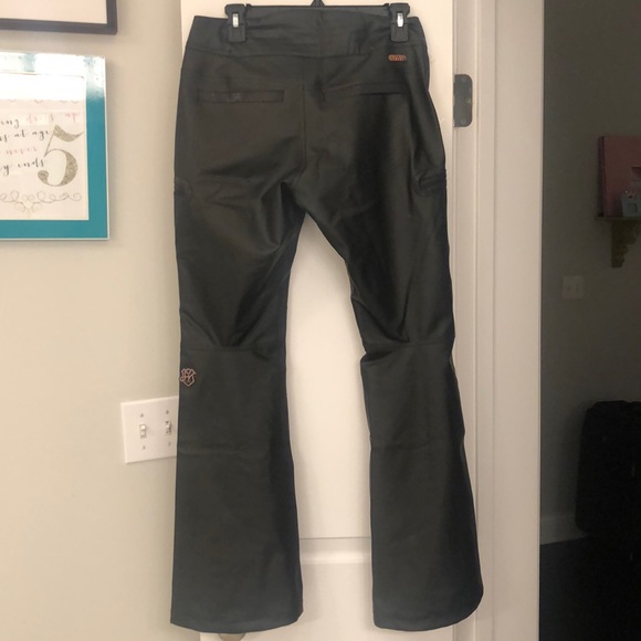 Women’s Lindsey vonn under armour ski pants - Picture 8 of 8